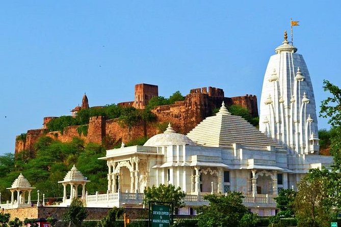 02 Days Jaipur Tour By Car From Delhi - Breakfast included, meals on your time
