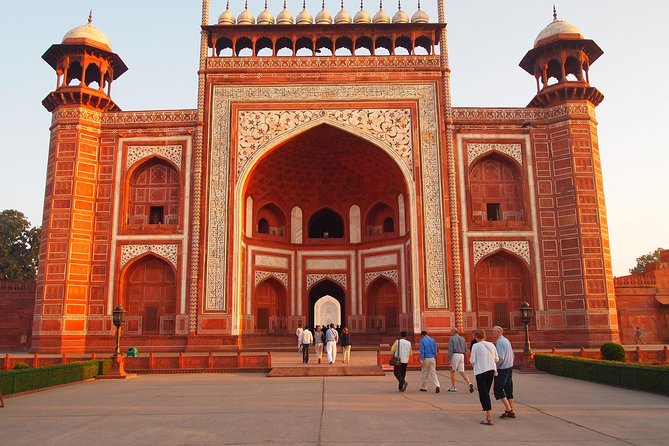 02-Days Taj Mahal Sunrise & Sunset Luxury Tour with Fatehpur Sikri from Delhi - Day One in Agra Fort and Baby Taj, Then Sunset Views at Mehtab Bagh