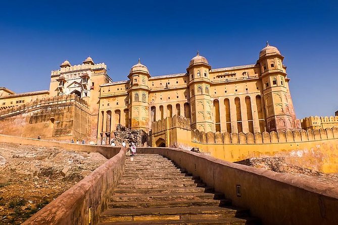 1-Day Private Agra and Jaipur Tour from Delhi - Jal Mahal and Hawa Mahal: quick photo stops that still feel worth it