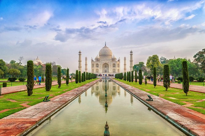 1-Day Private Tour to Agra with 3 UNESCO world Heritage from Delhi by Train - Food, water, and comfort: what’s really included