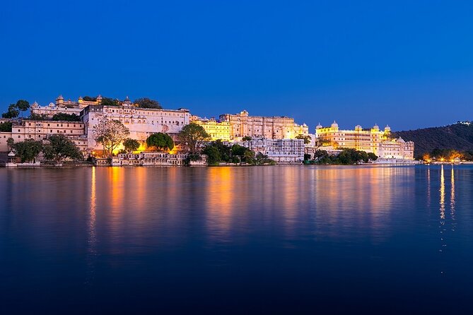 12-Days - Splendors of Golden Triangle & Rajasthan - Hotels, guides, and the included meals: what you should expect