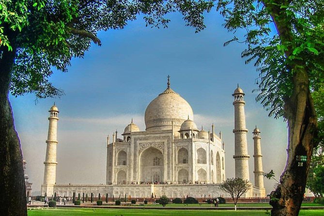 12 Hour Sunrise Taj Mahal Tour From Delhi By Private Car - 2:30am Pickup and the Private Delhi-to-Agra Drive