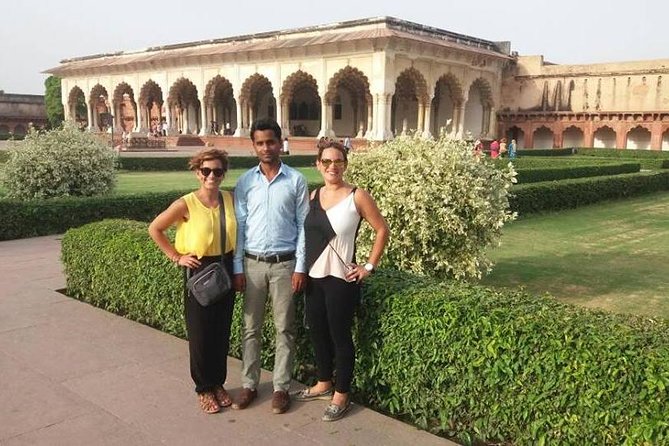 2-Day Private Golden Triangle Tour to Agra and Jaipur from Delhi - Overnight in Jaipur: The Smart Move in a 2-Day Tour
