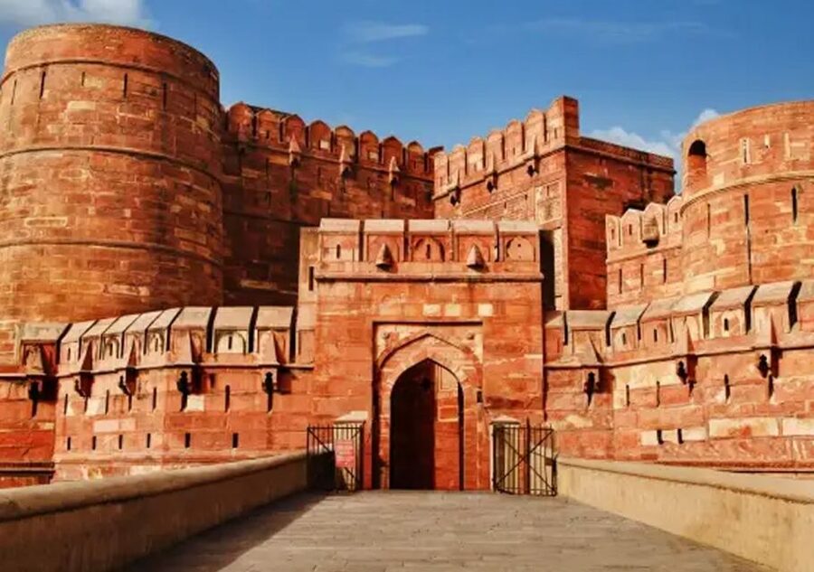 2 Days Delhi & Agra Private Tour with Sunrise Taj mahal - Agra Fort and Mehtab Bagh: the Taj viewed from across the river