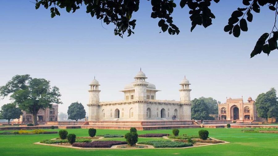 2 Days Delhi & Agra Private Tour with Sunrise Taj mahal - Sunrise Taj Mahal: timing, photo angles, and what your guide will point out
