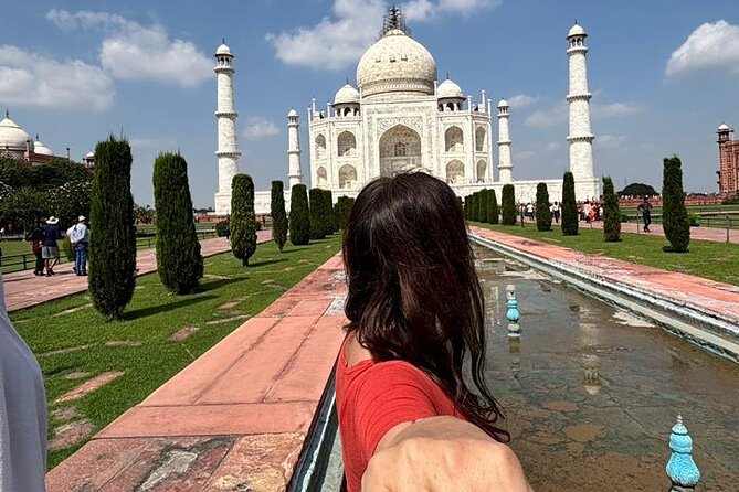 2 Days Overnight Taj Mahal and Agra Tour From Delhi - Quick hits before you go