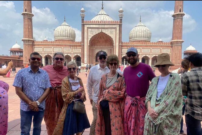 2 Days Private Agra Overnight Tour From Delhi By Car - Pickup to Agra: The 3.5-Hour Car Ride That Sets the Tone