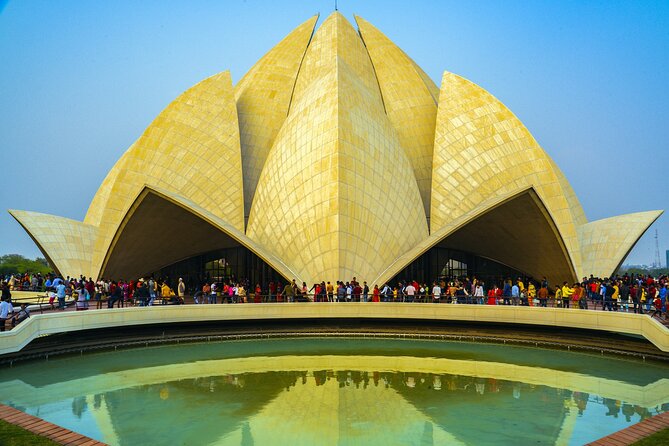 2-Days Private Delhi and Agra Taj Mahal Tour ( Overnight in Agra) - Day 1 in Delhi: Jama Masjid, Chandni Chowk, and the Red Fort payoff
