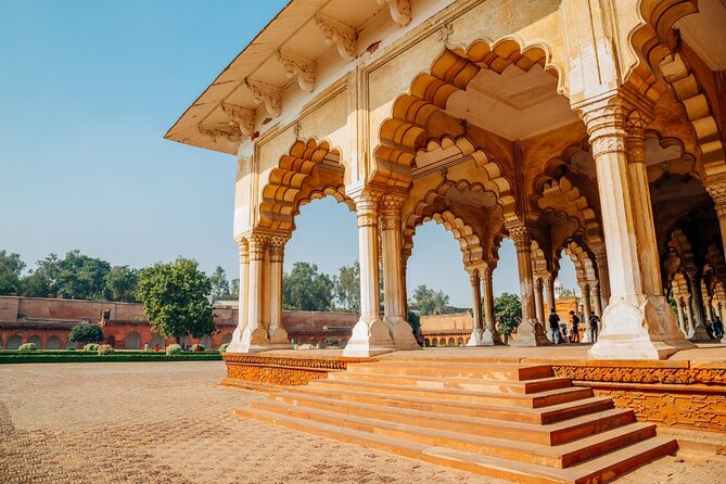 2 Days Private Golden Triangle Tour to Agra and Jaipur From Delhi - Overnight in Jaipur: why staying overnight changes the experience