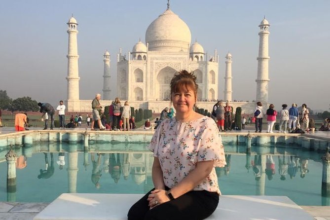 2 Days Taj sunrise and Delhi tour - Delhi to Agra, with the timing you actually want