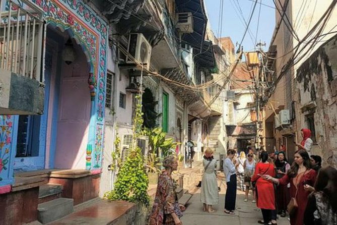 3-4 Hour Old Delhi Heritage Walk Tour with Tuk Tuk Ride Wherever Required - Jama Masjid: Mughal Power at the Start of the Day