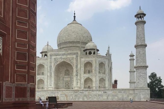 3- day luxury Tour Agra Jaipur from Delhi - Your First Evening in Delhi: Pickup and Hotel Freshen Up