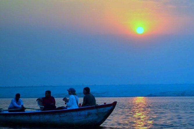 3-Days Delhi and Varanasi Tour by Express Train.Includes,Hotel Transfers. - Overnight Train to Varanasi: AC chair class with a sleeping bed