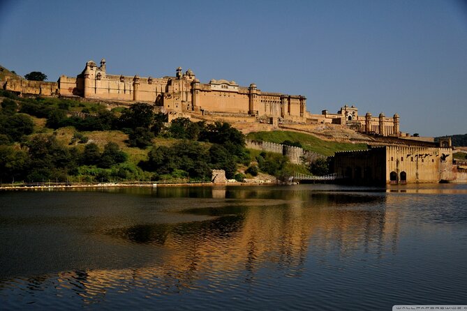 3 Days Golden Triangle Tour - What’s Not Included: Lunch, Dinner, and Drinks
