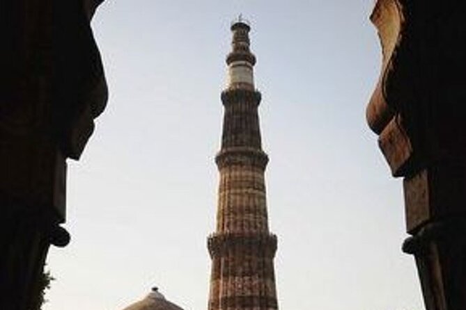 3 Days Golden Triangle Tour with superior Hotels and Transport - Day 2 Jaipur: Fort views, a palace-museum split, and an observatory