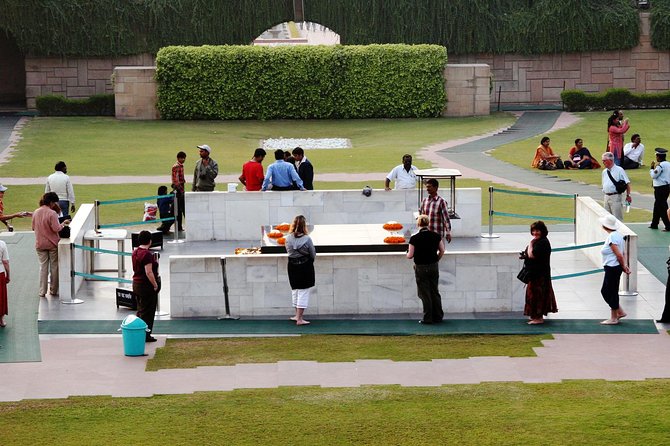4-Day Private Golden Triangle Tour: Delhi, Agra and Jaipur from Delhi - Jaipur: Amber Fort drama, City Palace character, and Jantar Mantar math