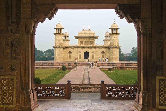 4 Days Delhi Agra Jaipur Private Tour From Delhi - Day 2 Old Delhi classics plus Humayun’s Tomb, Raj Ghat, then onward to Agra