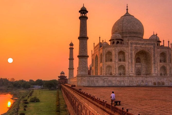 4 Days Golden Triangle Tour : Delhi Agra Jaipur Tour - Day 3 in Jaipur: Amber Fort, Jal Mahal views, Hawa Mahal, City Palace, and Jantar Mantar
