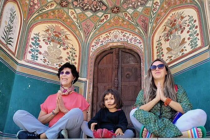 4 Days Private Golden Triange Tour to Agra and Jaipur from Delhi - Price and logistics: what $226.66 really buys you
