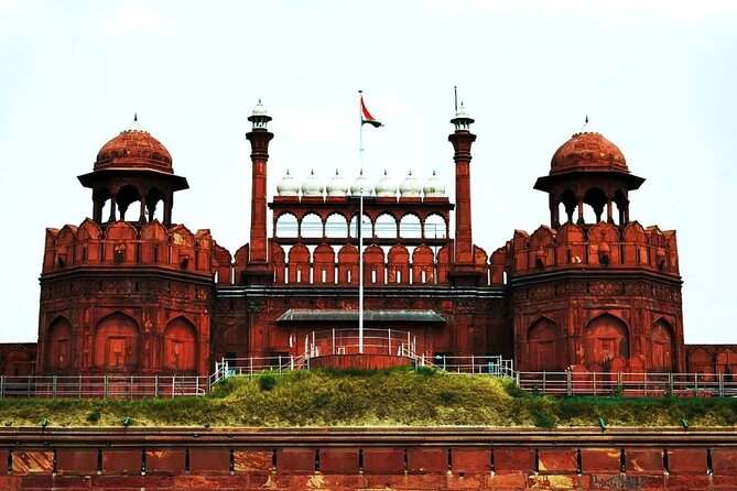 4-Days Private Golden Triangle Delhi, Agra & Jaipur Tour - All Inclusive - Memorials and Worship Stops: Raj Ghat, Bangla Sahib, Lotus Temple