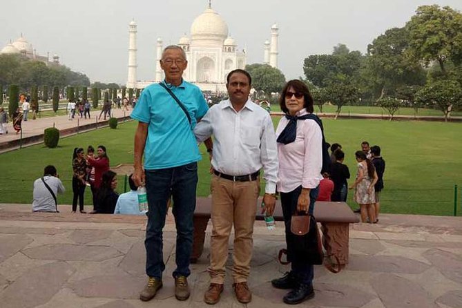 4 Days Private Golden Triangle Tour with 5 Stars Hotel - Delhi Day 2: Old Delhi Markets, Gandhi’s Memory, and UNESCO Mughal Landmarks
