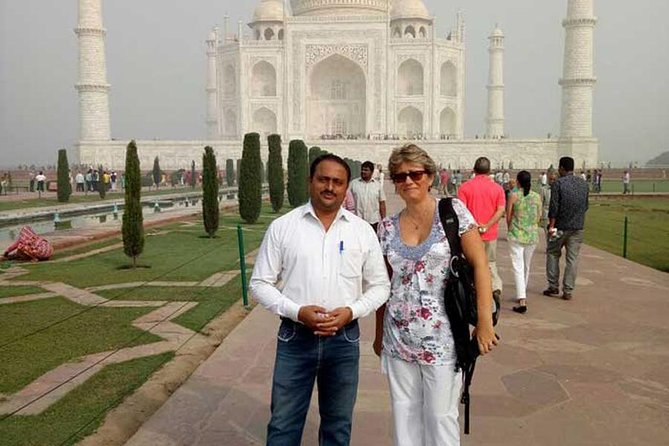4 Days Private Golden Triangle Tour with 5 Stars Hotel - Jaipur Day 4: City Palace, Jantar Mantar, Hawa Mahal, Jal Mahal, and Galta Ji