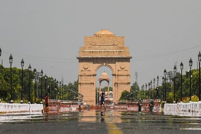 5-Day Golden Triangle Delhi Agra Jaipur Tour with Leopard Safari - Where This Tour Really Fits (and Who It Might Not)