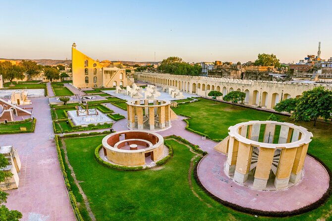 5-Day New Delhi to Agra and Jaipur Tour - India Golden Triangle - Day 3 near Agra: Fatehpur Sikri’s Mughal capital feel