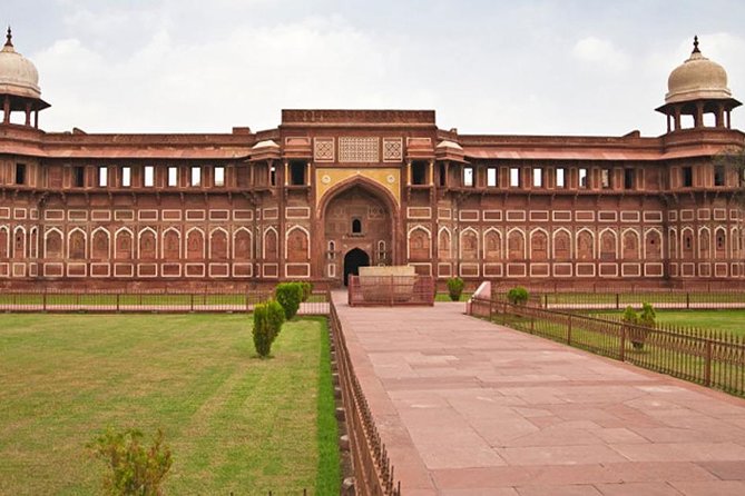 5 Days Golden Triangle Tour From Delhi - A five-day Golden Triangle route that trades sleep for signal