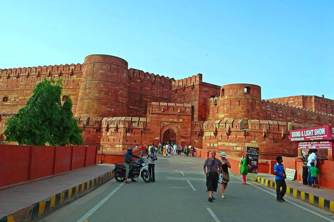 5-Days Luxury Golden Triangle Tour from Delhi Include,Hotel,Guide &On Board WiFi - Delhi arrival and the final Delhi day: Old Delhi to New Delhi, with guided structure