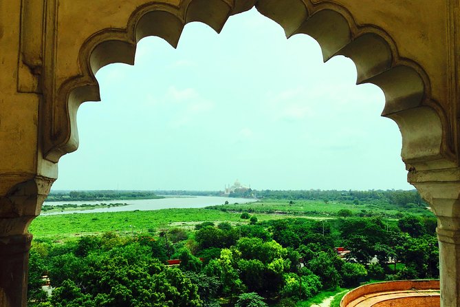 5-Days Luxury Golden Triangle Tour from Delhi Include,Hotel,Guide &On Board WiFi - Price and value: why $390 can work, and what can still add up