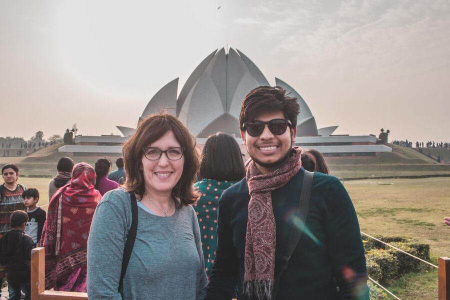 5-Hour Half-Day Delhi Temple Tour with Pick-Up & Drop-Off - Key Things You’ll Notice on This Delhi Temple Sprint