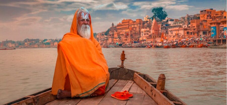 6 Day Golden Triangle Tour with Varanasi from Delhi - The road day: Jal Mahal, Amber Fort, and Fatehpur Sikri before Agra