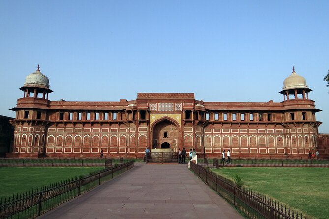 6-Day Private Tour of Delhi, Agra, Jaipur, and Varanasi from Delhi - Day 2 in Agra: sunrise Taj Mahal plus Fort and Itmad-ud-Daula