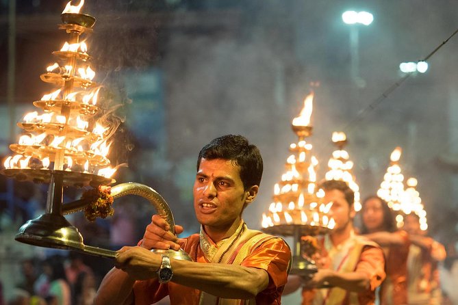 6-Day Private Varanasi Ganges Tour Including Delhi, Agra and Jaipur - Day 1 in Delhi: Humayun’s Tomb, Qutub Minar, Lotus Temple, and the city’s power sites
