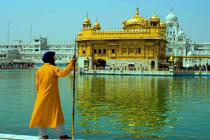 6 Days Golden Triangle with Ranthambore & Varanasi Tour - Price and logistics: Is $629.10 good value for what you get?