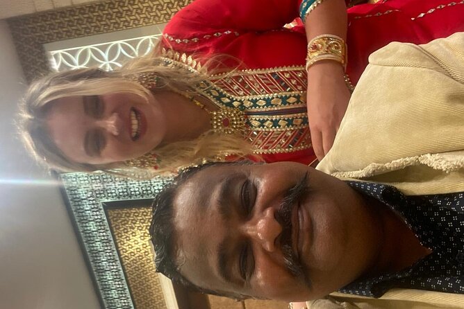 6 Days Private Golden Triangle Tour with Varanasi from Delhi - Day 6: Varanasi flight back to Delhi and a clean ending