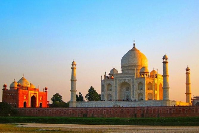 7-Day Golden Triangle & Varanasi Tour from Delhi with Guide - Day 2: Amer Fort and Jal Mahal—views that earn the drive
