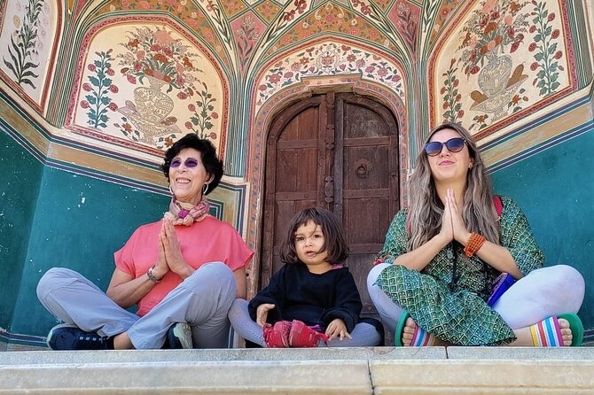 7 Days Delhi Agra Jaipur Private Golden Triangle Tour - Day 6 in Jaipur: Amber Fort views, City Palace courtyards, Jantar Mantar science, and Hawa Mahal