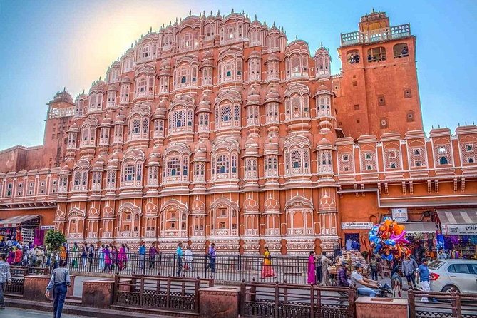 7 - Days Private Incredible Golden Triangle Tour of India - Sunrise Taj Mahal: the timing, the battery van, and the one date rule