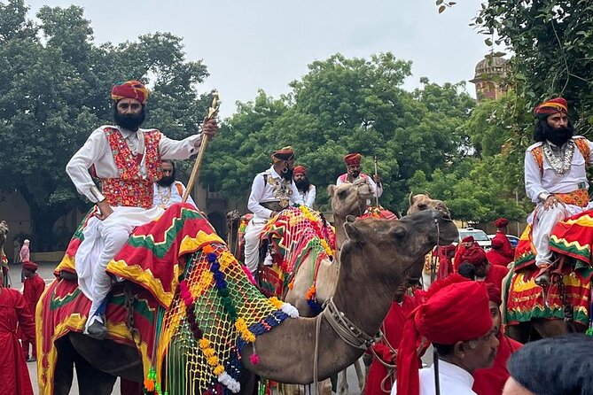 7 Days Ranthambore Tiger Safari and The Golden Triangle Tour - Delhi first: Lotus Temple, Jama Masjid, and old-city energy