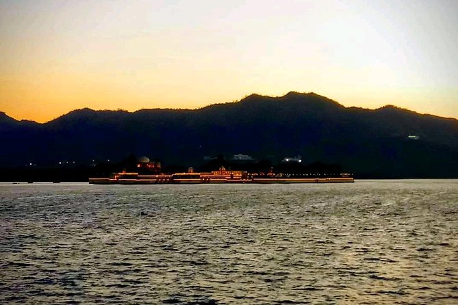 8 Day Delhi Agra Jaipur Jodhpur Udaipur Tour(Taj Mahal at Sunset/Sunrise) - Day 7 in Udaipur: City Palace, Jagdish Temple, and a Lake Pichola sunset cruise