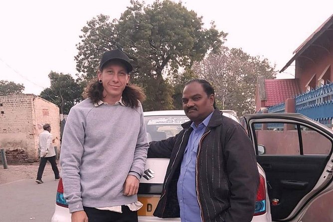 8-Day Golden Triangle & Varanasi Tour: Culture, Heritage & Faith - Day 2 in New Delhi: Temples, Government Landmarks, and Humayun’s Tomb