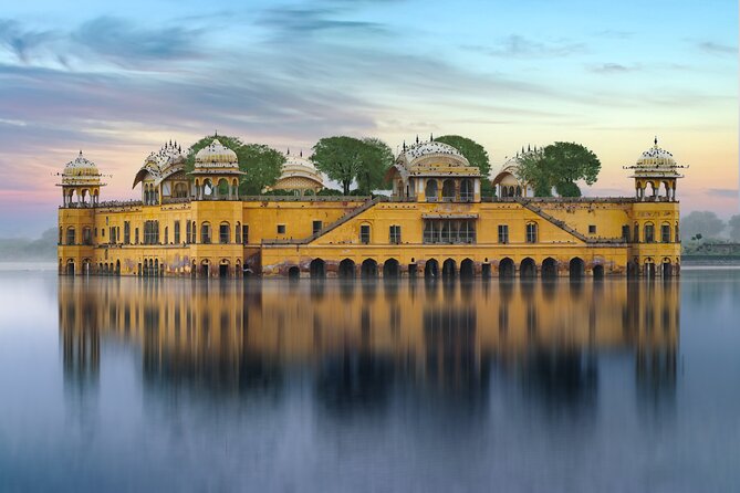 8-Days Golden Triangle on Bicycle - Premium Private Tour - How day-by-day pacing feels across Delhi, Jaipur, and Agra