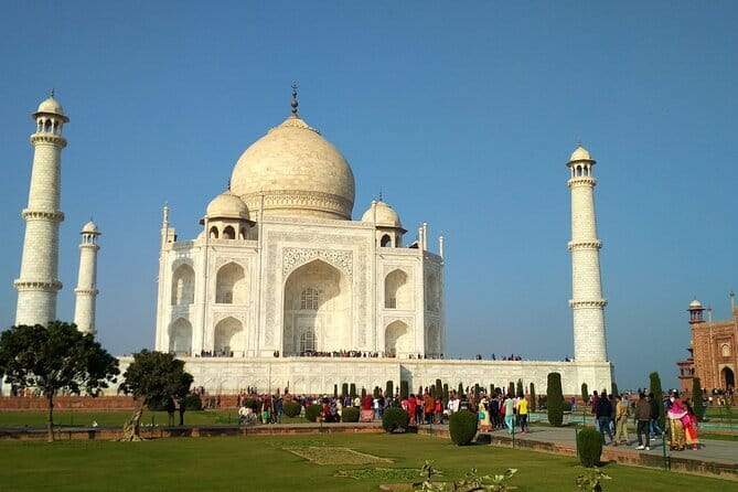 8 Days Golden Triangle with Ranthambore & Udaipur Tour - Udaipur city sights: City Palace, Jagdish Temple, Lake Pichola, and more