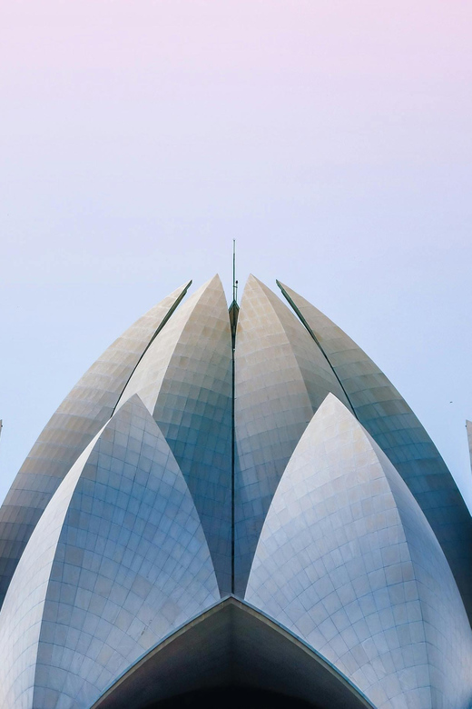 A full-day tour of Old & New Delhi Monument Express Entry - Price and Value: How $16 Per Group Can Be a Good Deal