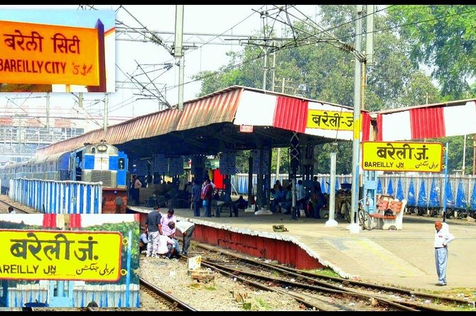 Affordable transfer from Delhi to Bareilly - Delhi Airport to Bareilly: The stress-free transfer idea that makes sense