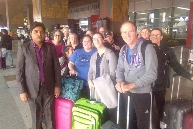 Agra Day Tour with Lunch in 5 Star Hotel - Agra Fort: Power, Red Sandstone, and a Different Mood