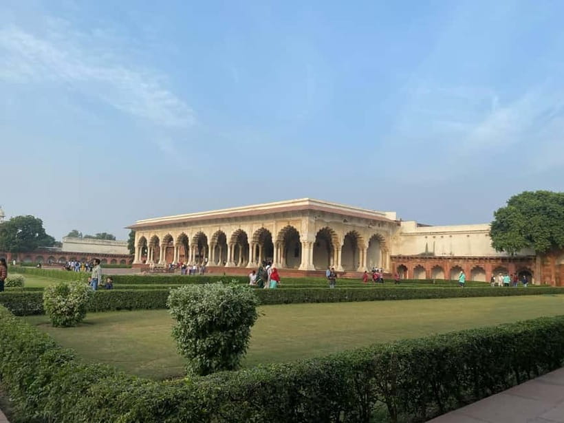 Agra: Private Sightseeing Half-Day Tour with Guide by Car - Private car pickup in Agra: start fast, not stressed