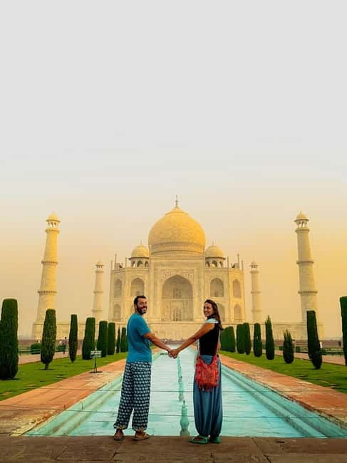 Agra: Private Sightseeing Half-Day Tour with Guide by Car - Should you book this Taj Mahal and Agra Fort private tour?